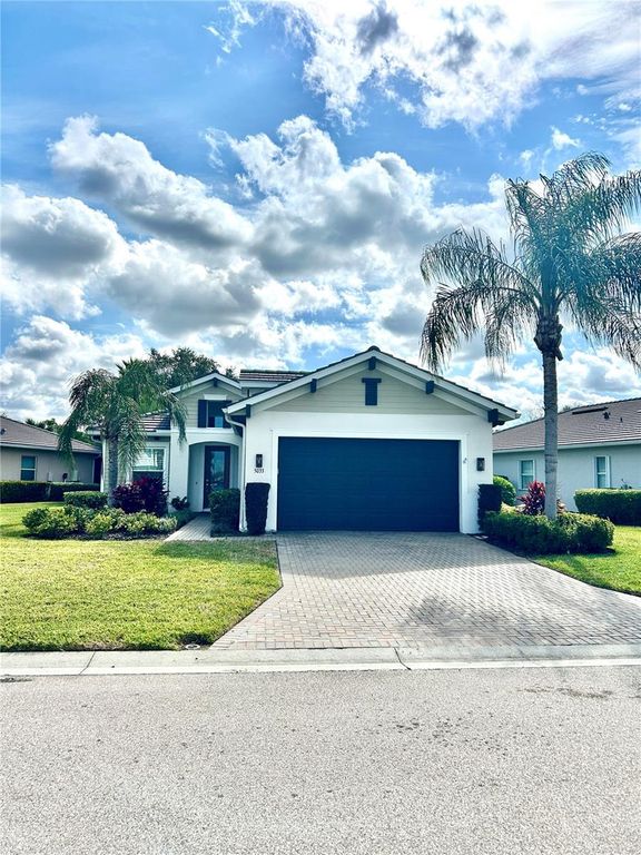 5033 LAKE OVERLOOK AVENUE, Bradenton, FL 34208
