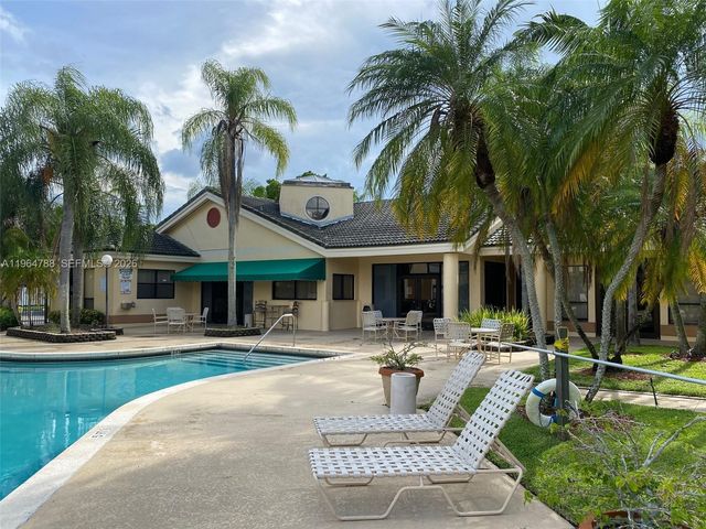 9999 Summerbreeze Dr 715, Sunrise, FL 33322