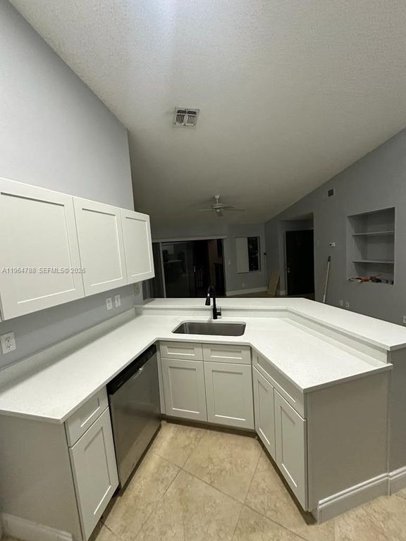 9999 Summerbreeze Dr 715, Sunrise, FL 33322