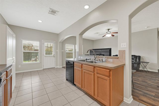 206 Range Lane, Baytown, TX 77523