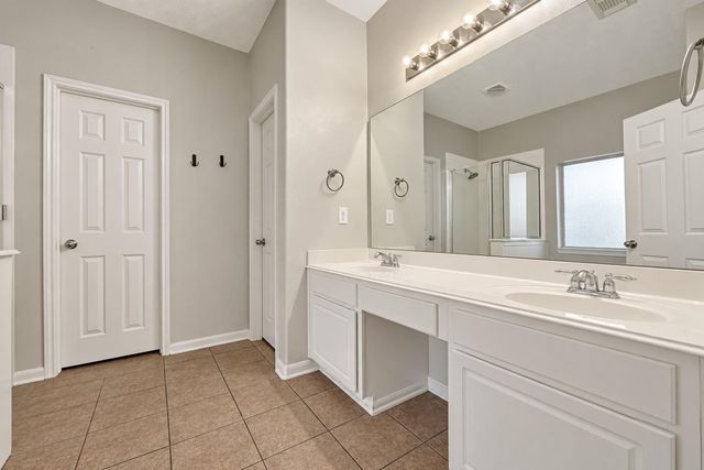 206 Range Lane, Baytown, TX 77523