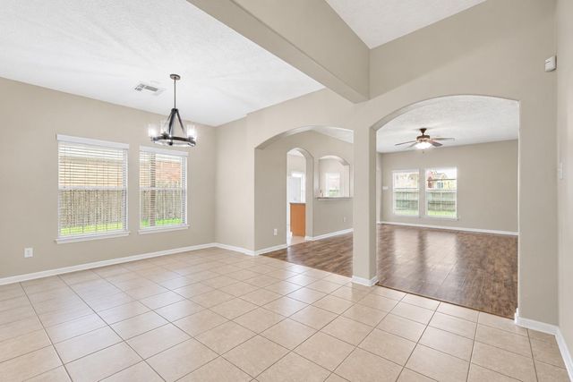 206 Range Lane, Baytown, TX 77523