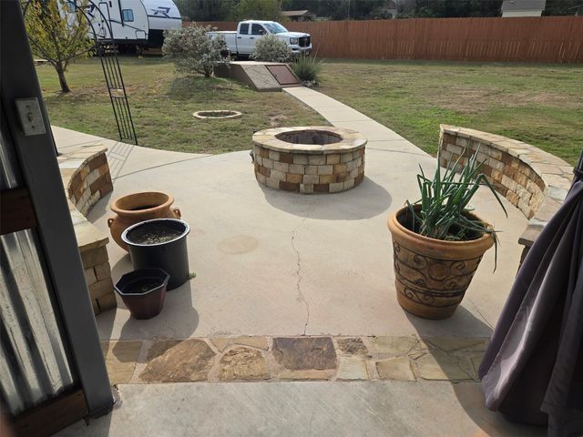 1307 Cochise Trail, Granbury, TX 76048