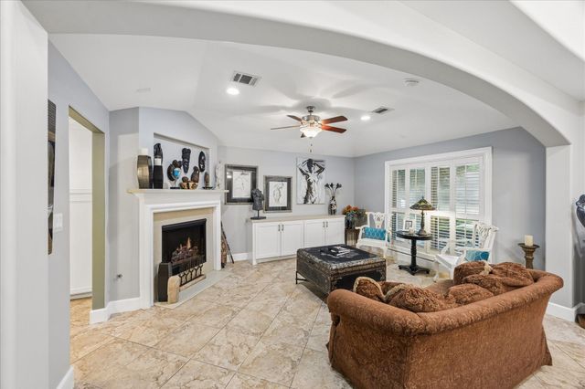 5531 Lymbar Drive, Houston, TX 77096