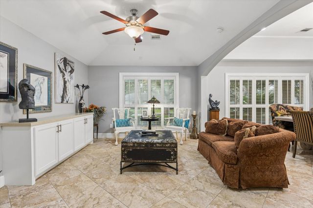 5531 Lymbar Drive, Houston, TX 77096