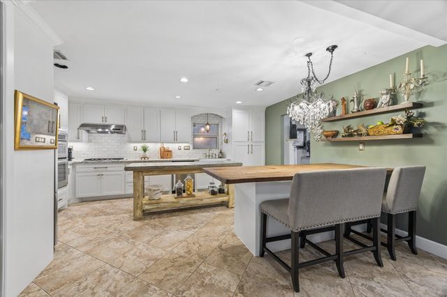 5531 Lymbar Drive, Houston, TX 77096