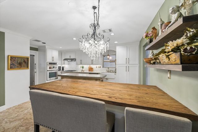 5531 Lymbar Drive, Houston, TX 77096