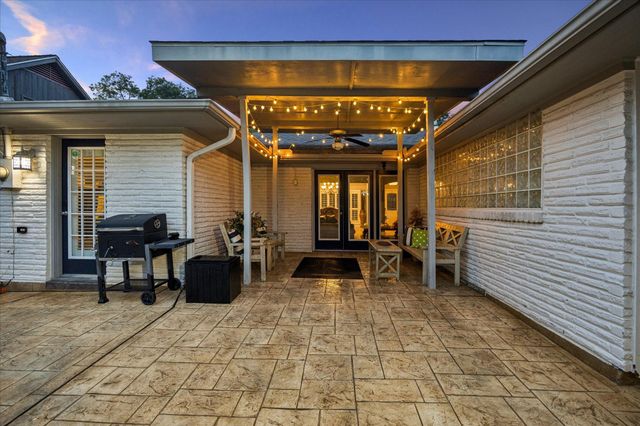 5531 Lymbar Drive, Houston, TX 77096