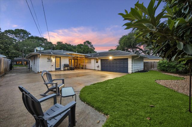 5531 Lymbar Drive, Houston, TX 77096