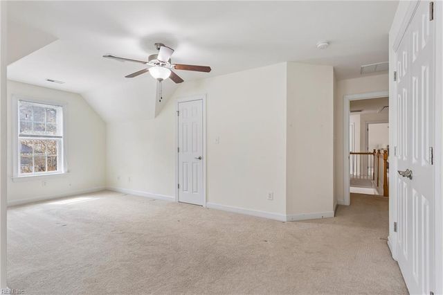 208 Tabb LN, Yorktown, VA 23693