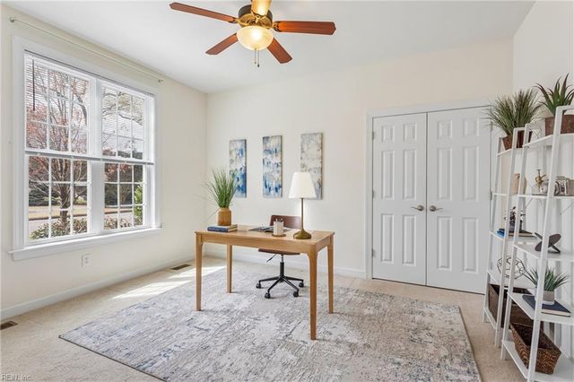 208 Tabb LN, Yorktown, VA 23693