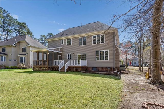 208 Tabb LN, Yorktown, VA 23693