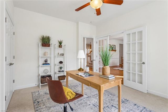 208 Tabb LN, Yorktown, VA 23693