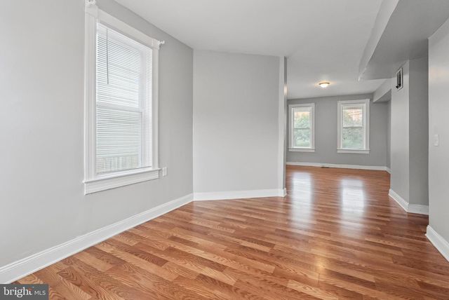 5 S WOODINGTON RD, Baltimore, MD 21229