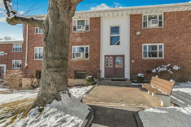 6 Dehaven Drive 2E, Yonkers, NY 10703