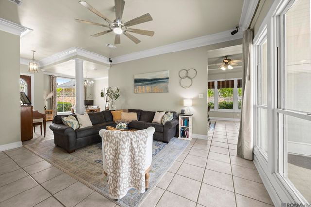 33860 Cypress Bluff Dr, Denham Springs, LA 70706