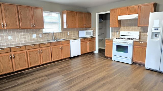 29303 Legends Hill Drive, Spring, TX 77386