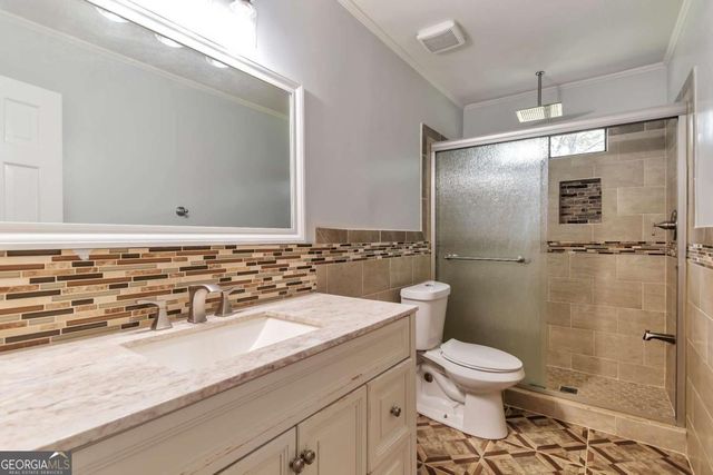 1448 Red Fox Run SW, Lilburn, GA 30047