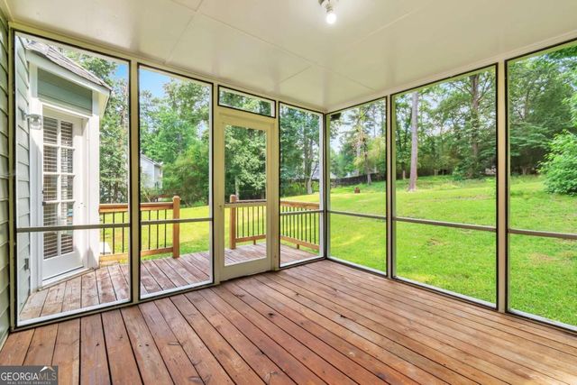 1448 Red Fox Run SW, Lilburn, GA 30047