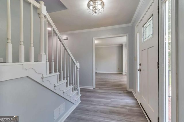 1448 Red Fox Run SW, Lilburn, GA 30047