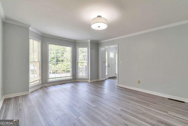 1448 Red Fox Run SW, Lilburn, GA 30047