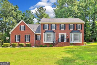 1448 Red Fox Run SW, Lilburn, GA 30047