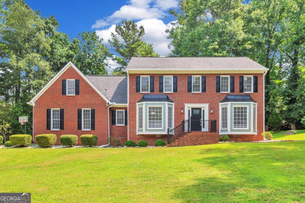 1448 Red Fox Run SW, Lilburn, GA 30047