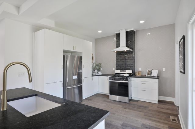 496 Linwood Avenue, Columbus, OH 43205