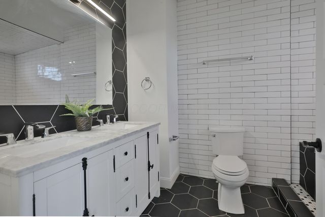 496 Linwood Avenue, Columbus, OH 43205