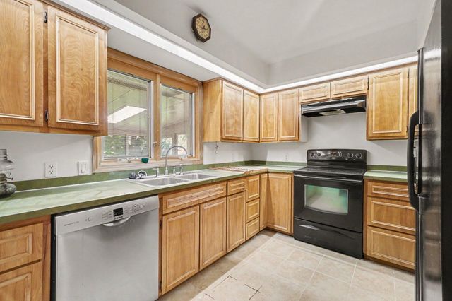 601 Jenks Boulevard, Kalamazoo, MI 49006