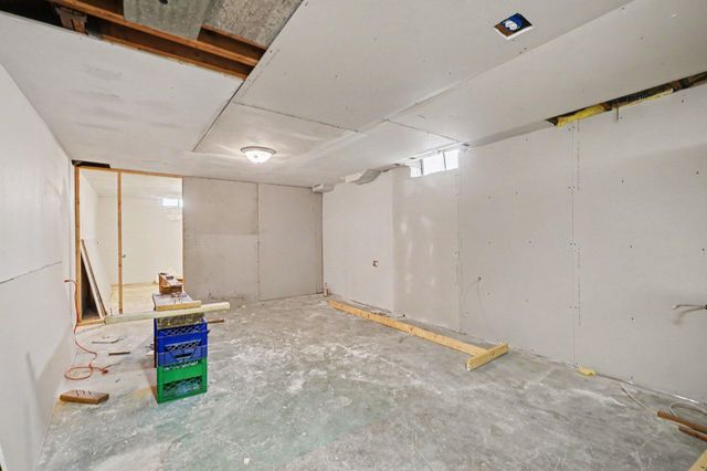 601 Jenks Boulevard, Kalamazoo, MI 49006