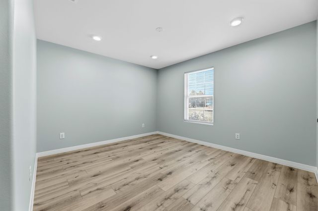 617 Truman Street, Arlington, TX 76011