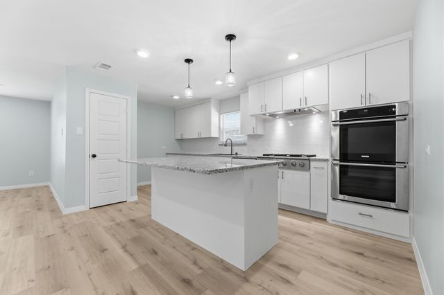 617 Truman Street, Arlington, TX 76011