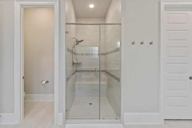 122 N Winter Sunrise Circle, The Woodlands, TX 77375