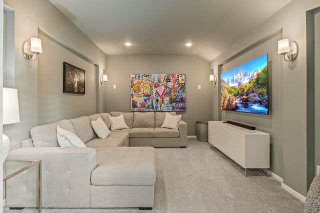 122 N Winter Sunrise Circle, The Woodlands, TX 77375