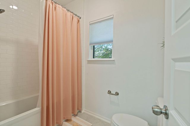 122 N Winter Sunrise Circle, The Woodlands, TX 77375