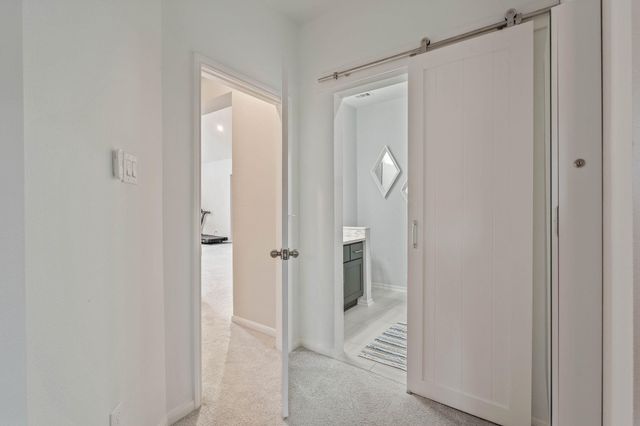 122 N Winter Sunrise Circle, The Woodlands, TX 77375