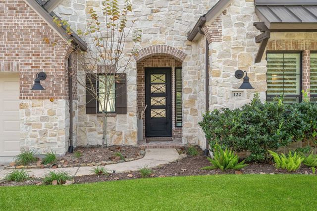 122 N Winter Sunrise Circle, The Woodlands, TX 77375
