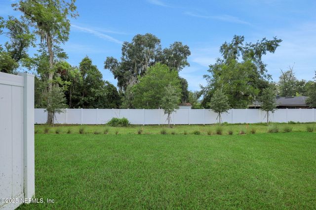 733 SAILOR GROVE Lane, Jacksonville, FL 32221