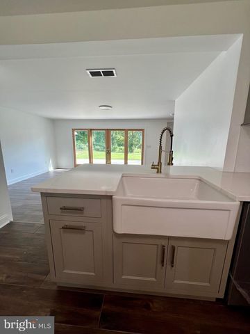 1309 E MAIN ST, Millville, NJ 08332