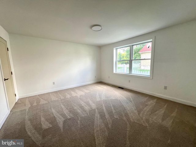 1309 E MAIN ST, Millville, NJ 08332