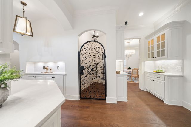 5715 Meadow Crest Drive, Dallas, TX 75230