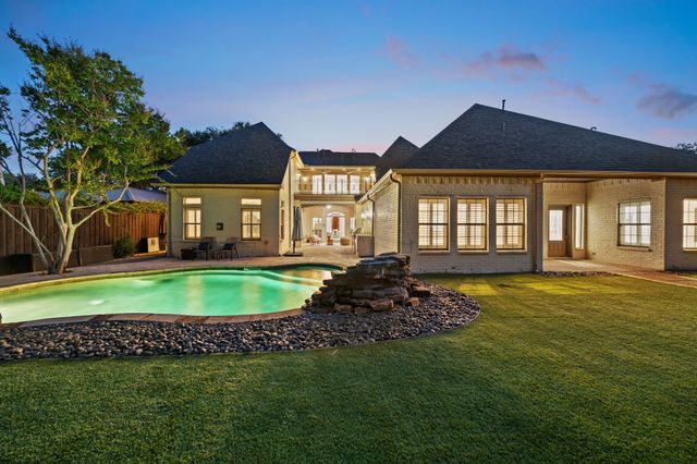 5715 Meadow Crest Drive, Dallas, TX 75230