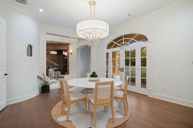 5715 Meadow Crest Drive, Dallas, TX 75230