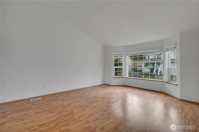 14407 68th Avenue Ct E, Puyallup, WA 98375
