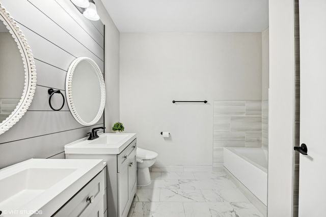 221 E Cullerton Street 517, Chicago, IL 60616