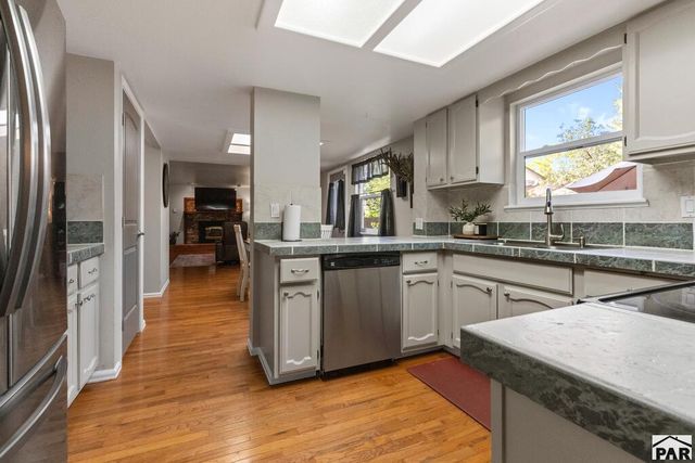 3 Hastings Dr, Pueblo, CO 81001