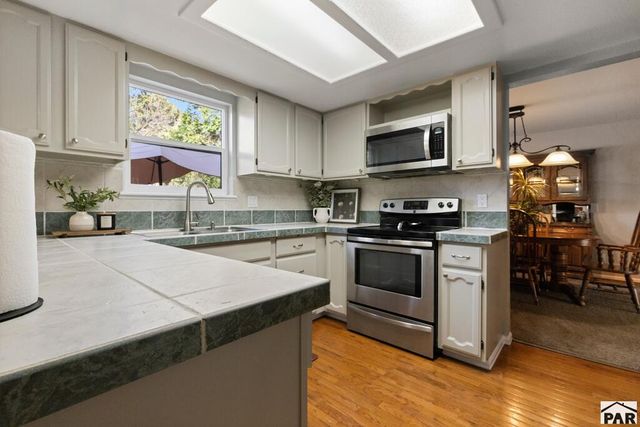 3 Hastings Dr, Pueblo, CO 81001