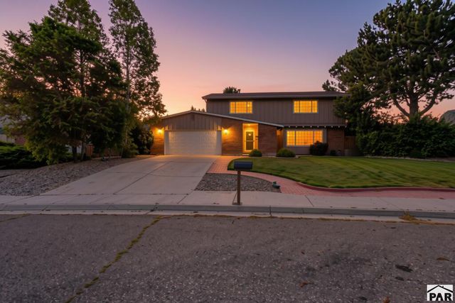 3 Hastings Dr, Pueblo, CO 81001