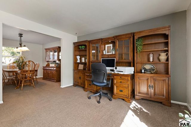3 Hastings Dr, Pueblo, CO 81001